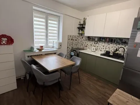 Izdavanje, kuća, 120m², Petrovaradin, Novi Sad - image 8