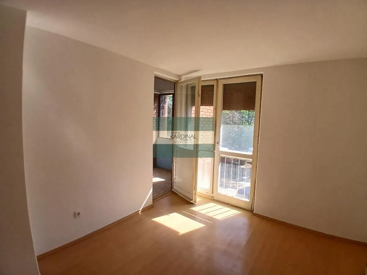 Prodaja, dvosoban stan, 58m², Tabane, Jagodina