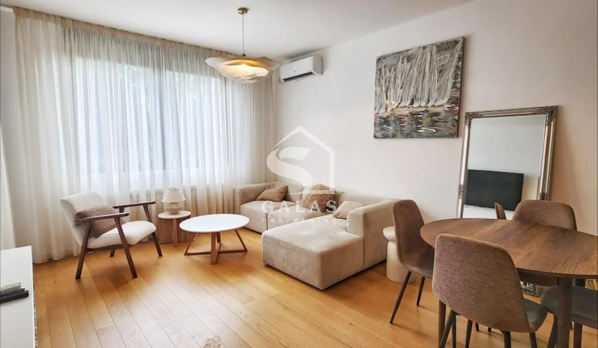 Sale, two bedroom apartment, 44m², Zemun Cara Dušana, Zemun Sve Podlokacije