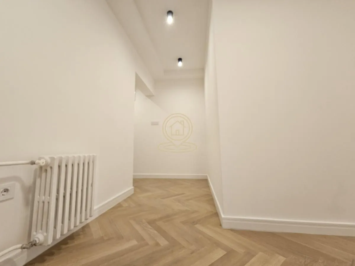 Prodaja, trosoban stan, 85m², Stari grad, Novi Sad