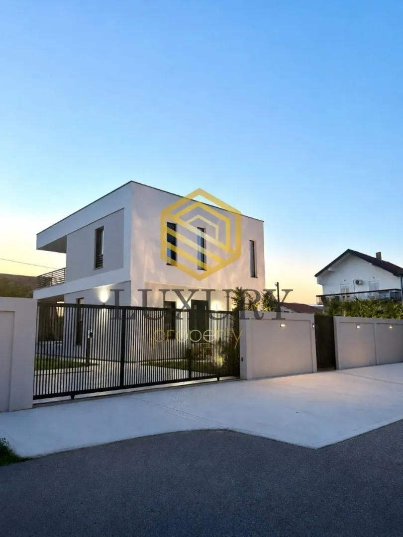 Rent, house, 180m², Gornja Gorica, Podgorica