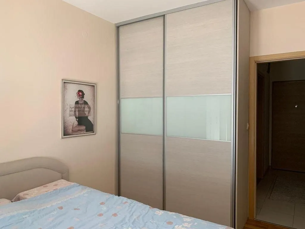 Rent, one bedroom apartment, 45m², Blok 6, Podgorica