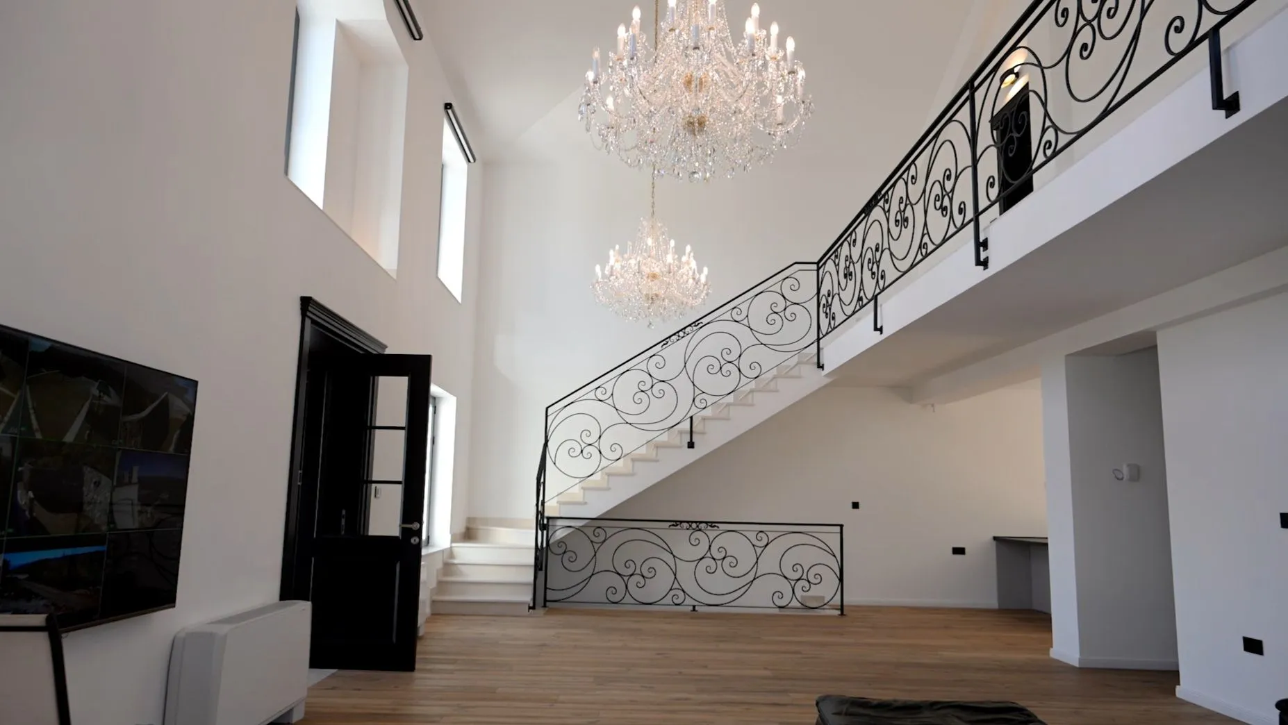 Prodaja, kuća, 350m², Podgorica, Crna Gora