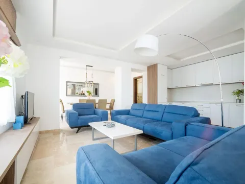 Sale, house, 170m², Bečići, Budva - image 4