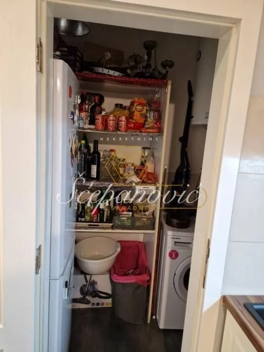 Prodaja, trosoban stan, 74m², Podbara, Novi Sad Sve Podlokacije
