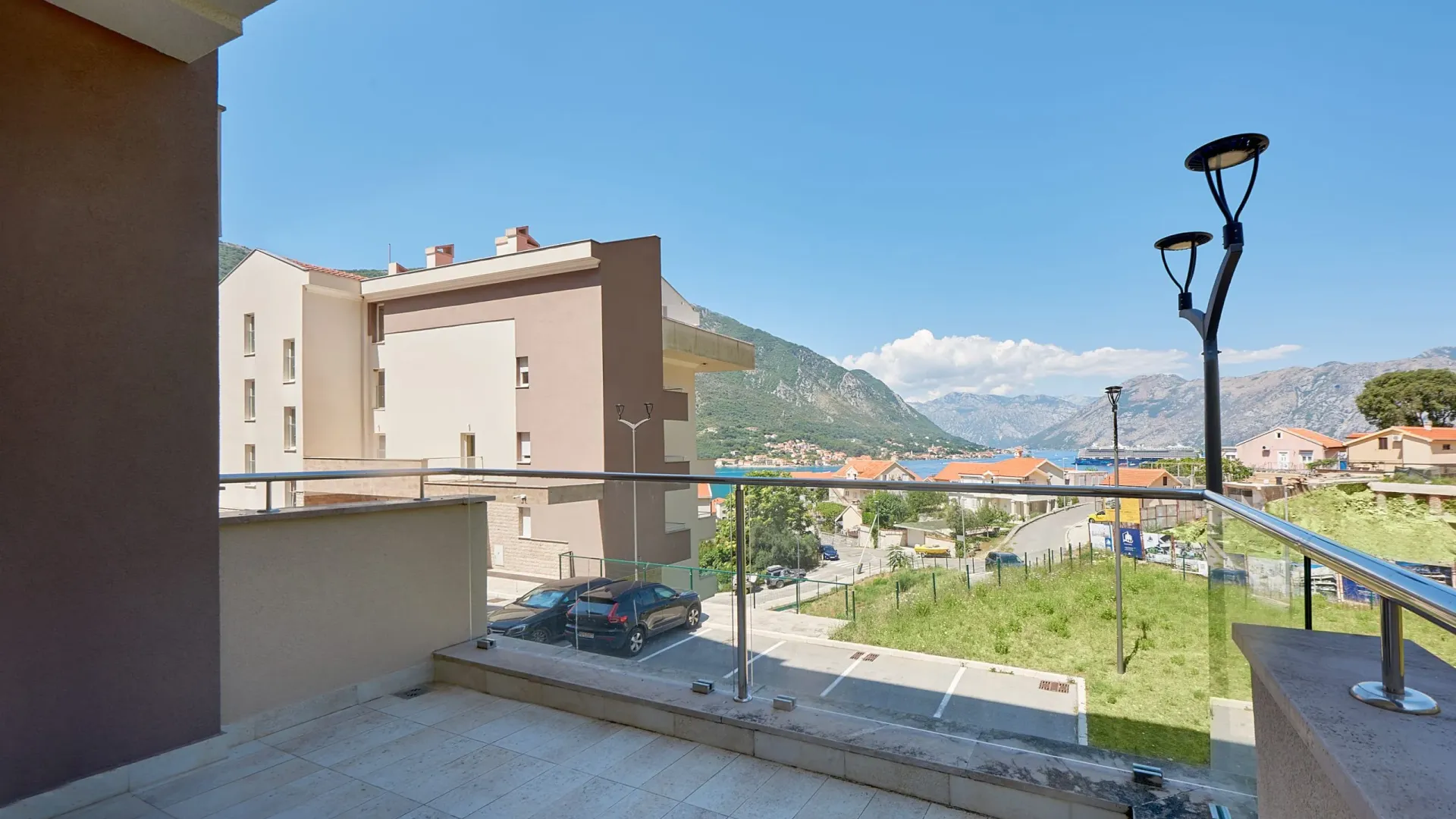 Sale, apartment, 60m², Dobrota, Kotor