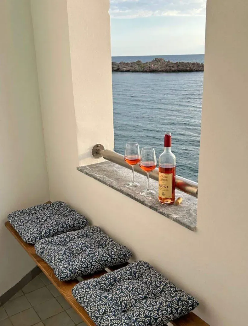 Rent, two bedroom apartment, 55m², Sveti Stefan, Budva