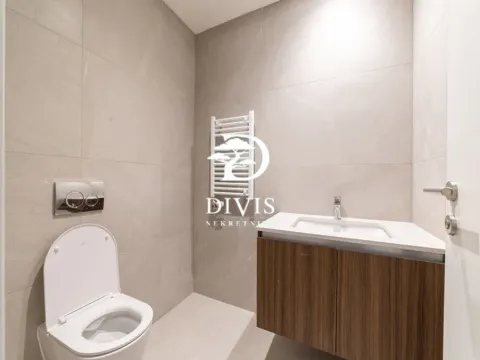 Sale, four bedroom apartment, 177m², Beograd Na Vodi, Beograd - image 7