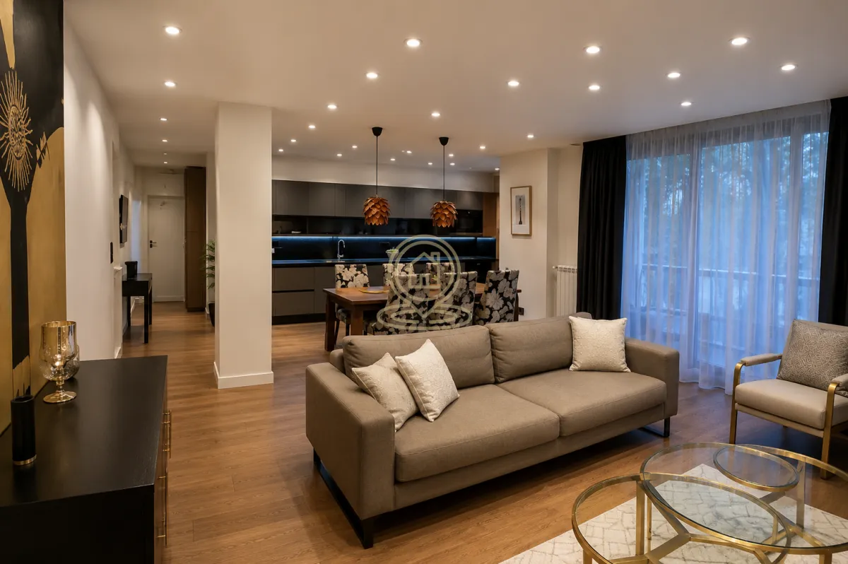 Rent, three bedroom apartment, 93m², Stari Grad, Beograd