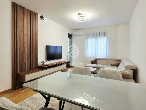 Rent, one bedroom apartment, 47m², City Kvart, Podgorica - image 1