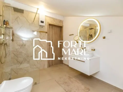 Sale, house, 294m², Herceg Novi, Crna Gora - image 4