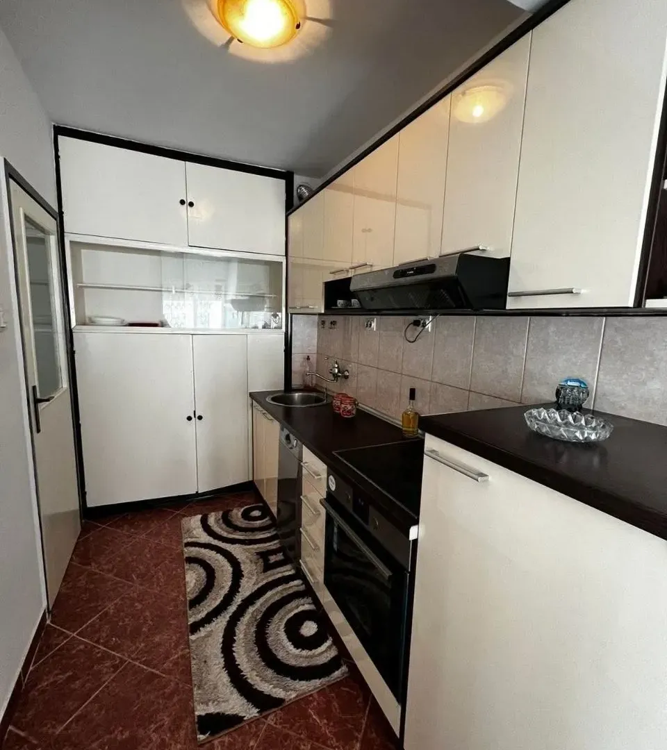 Rent, two bedroom apartment, 70m², Centar, Tivat