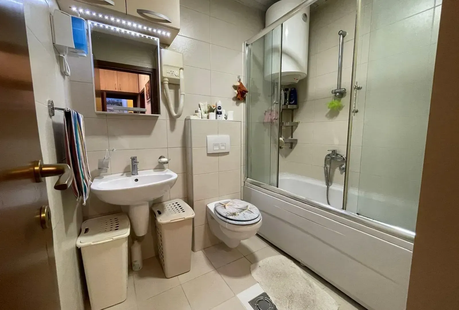 Izdavanje, dvosoban stan, 68m², City Kvart, Podgorica