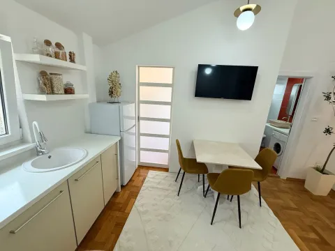 Prodaja, jednosoban stan, 26m², Petrovac, Budva - image 3