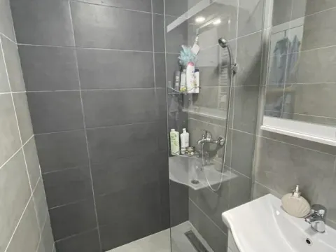 Prodaja, četvorosoban stan, 76m², Lipov gaj, Novi Sad Sve Podlokacije - image 24