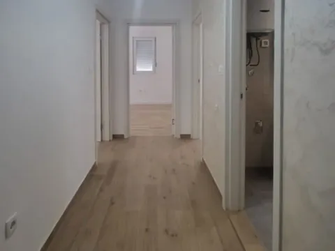 Prodaja, dvosoban stan, 67m2, Centar, Podgorica Prodaja, dvosoban stan, 67m2, Centar, Podgorica