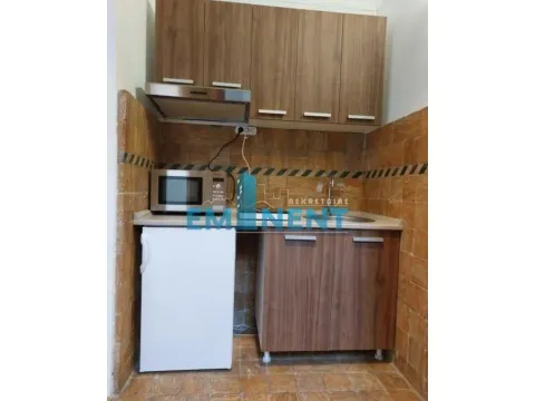 Izdavanje, dvosoban stan, 45m², Stari Grad, Beograd - image 4