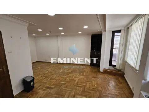 Izdavanje, poslovni prostor, 250m², Stari Grad, Beograd - image 3