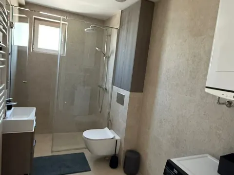 Rent, two bedroom apartment, 83m², Tripovići, Tivat - image 12