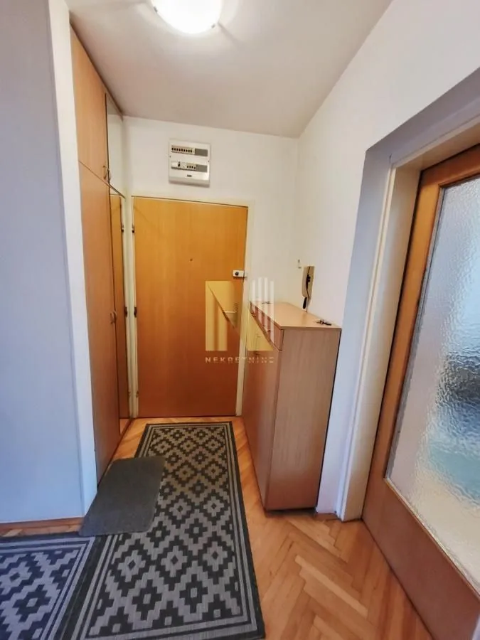 Prodaja, dvosoban stan, 67m², Novo naselje, Novi Sad