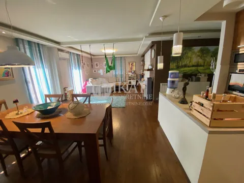 Sale, three bedroom apartment, 104m², Lekino Brdo, Voždovac Sve Podlokacije