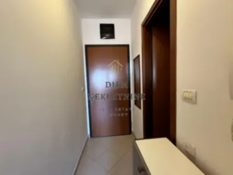 Prodaja, stan, 29m², City Kvart, Podgorica - image 2