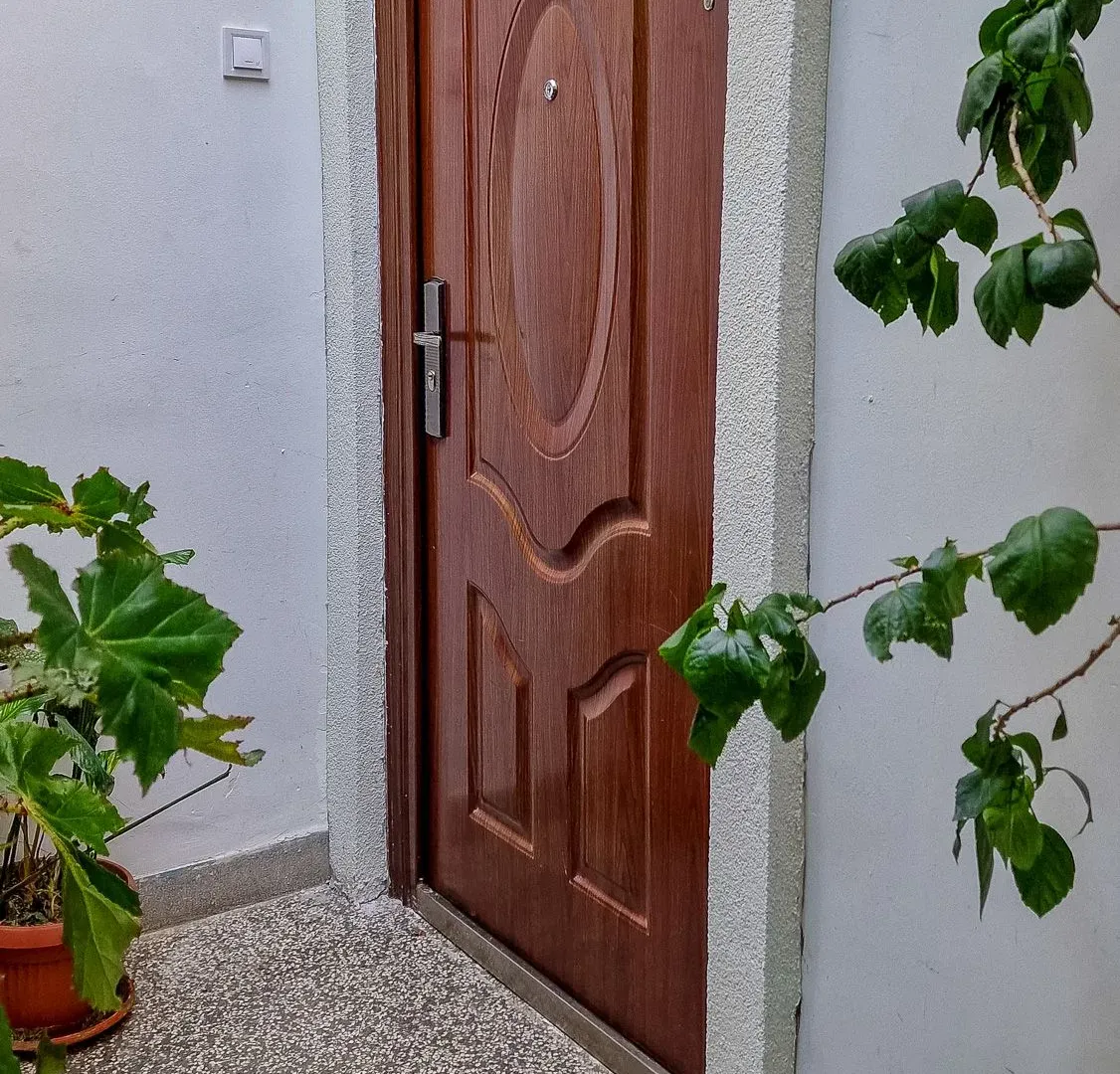 Rent, two bedroom apartment, 58m², Centar, Bar