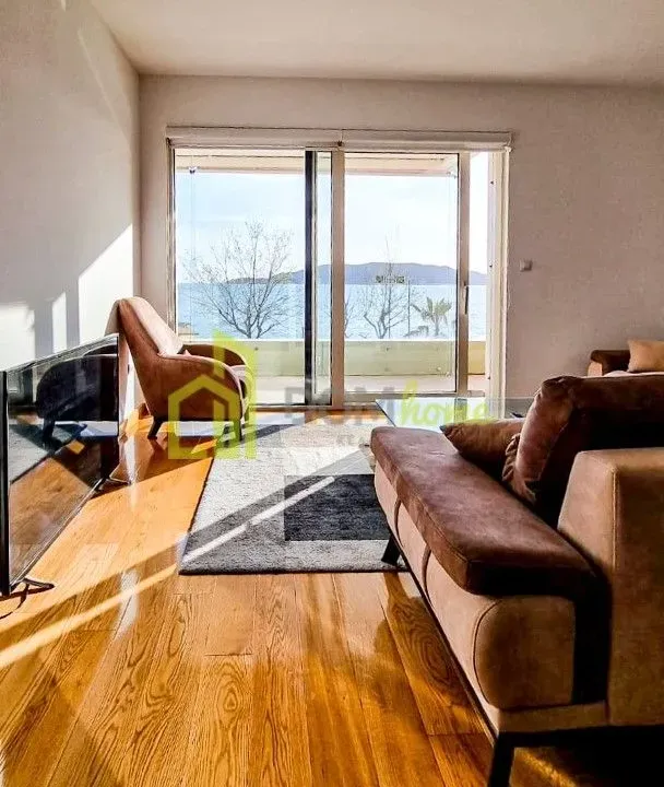 Prodaja, jednosoban stan, 85m², Rafailovići, Budva