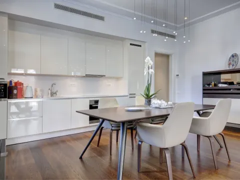 Sale, two bedroom apartment, 90m², Porto Montenegro, Tivat - image 11