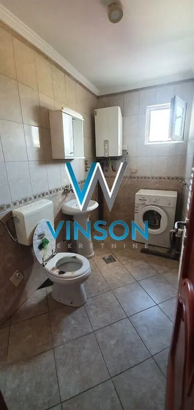 Rent, four bedroom apartment, 198m², Petrovaradin, Novi Sad