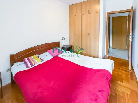 Izdavanje, dvosoban stan, 75m², Stari Aerodrom, Podgorica - image 12