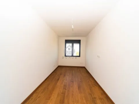 Prodaja, dvosoban stan, 110m², Tološi, Podgorica - image 12