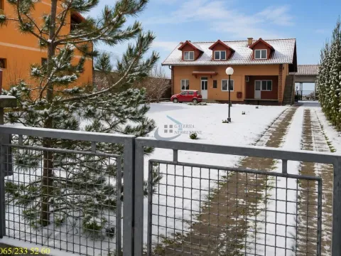 Sale, house, 290m², Centar, Inđija - image 10