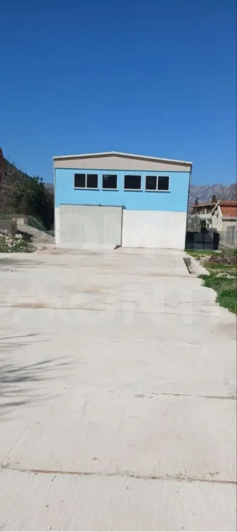 Rent, office space, 400m², Škaljari, Kotor