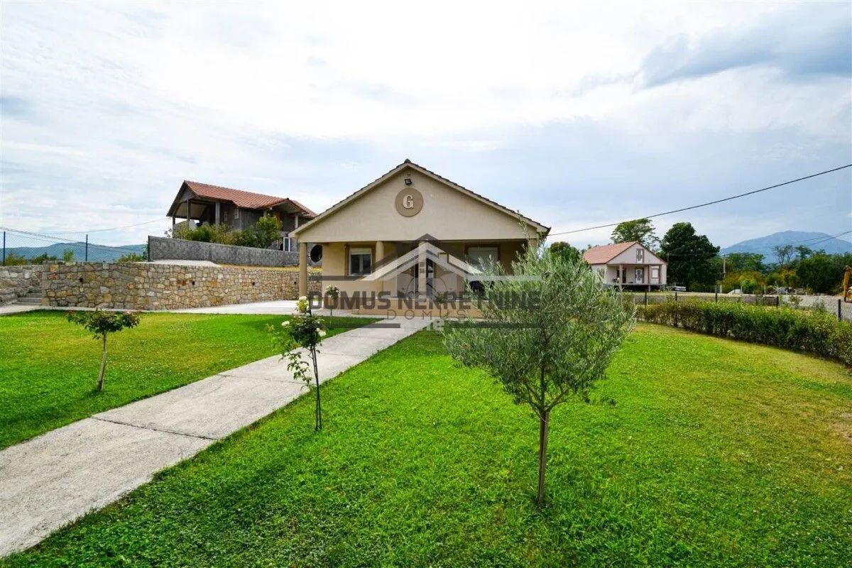 Rent, house, 100m², Danilovgrad, Crna Gora