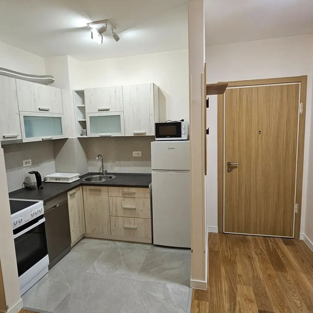 Izdavanje, jednosoban stan, 42m², City Kvart, Podgorica