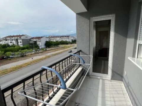 Prodaja, dvosoban stan, 68m², Stari Aerodrom, Podgorica - image 10