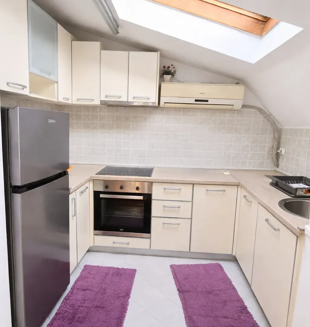 Prodaja, dvosoban stan, 77m², Ljubović, Podgorica