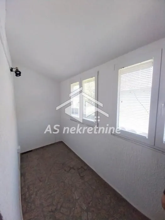 Rent, house, 260m², Neimar, Vračar Sve Podlokacije