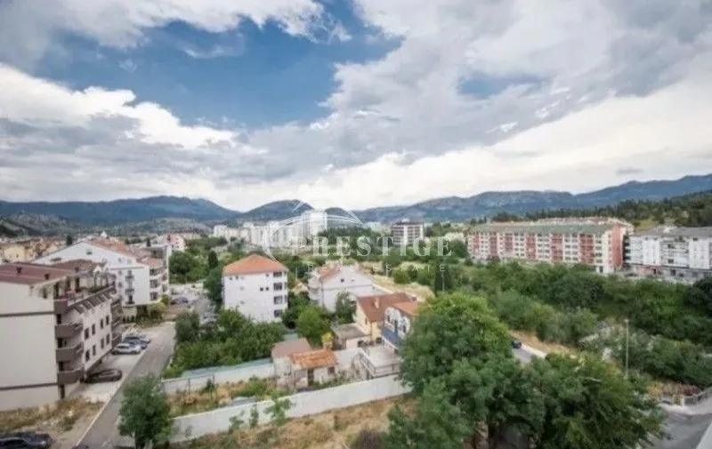 Izdavanje, jednosoban stan, 48m², Preko Morače, Podgorica
