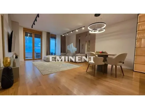 Izdavanje, trosoban stan, 117m², Vračar Hram, Vračar Sve Podlokacije - image 4