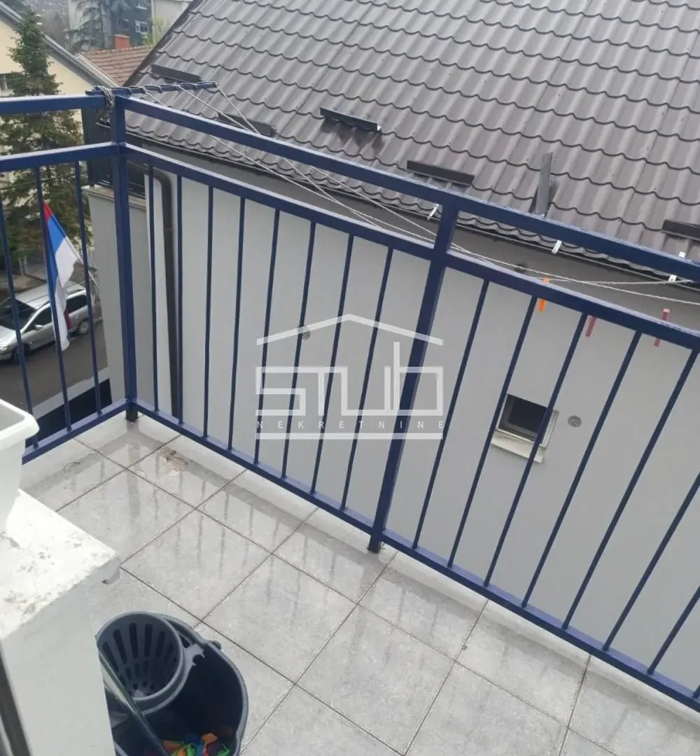 Prodaja, dvosoban stan, 63m², Rakovica, Beograd