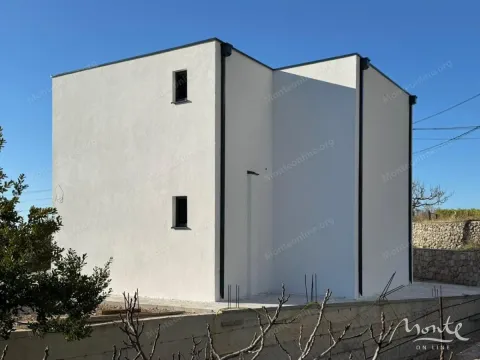 Prodaja, kuća, 140m², Dobre Vode, Bar - image 3