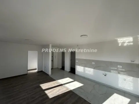 Prodaja, trosoban stan, 63m², Surčin, Beograd - image 6