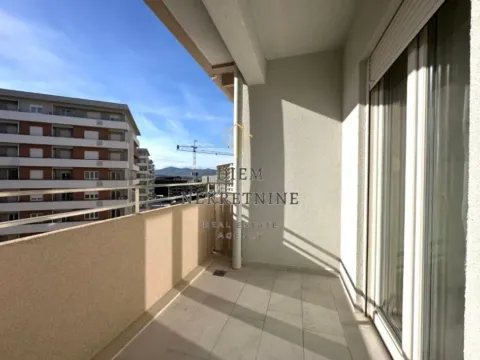 Izdavanje, jednosoban stan, 49m², Central Point, Podgorica - image 13