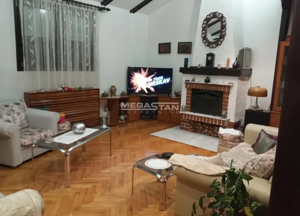 Sale, four bedroom apartment, 103m², Kanarevo Brdo, Beograd