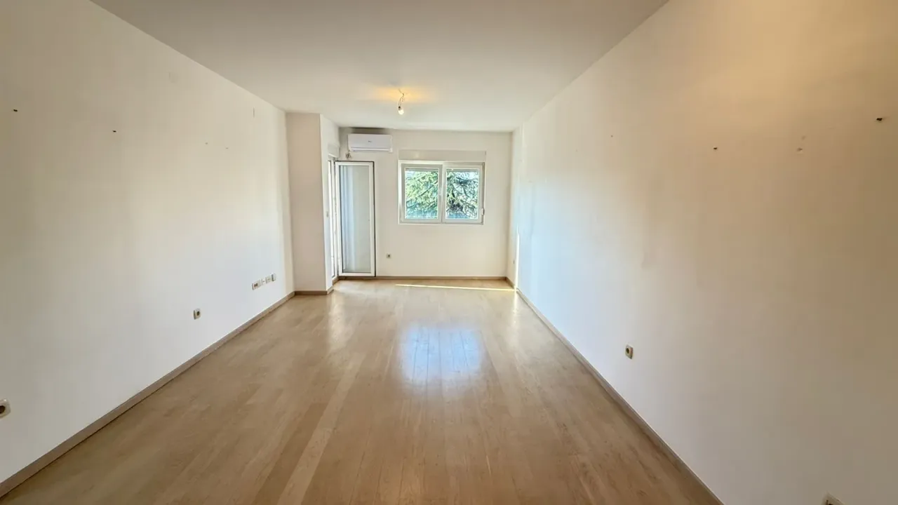 Izdavanje, dvosoban stan, 68m², City Kvart, Podgorica