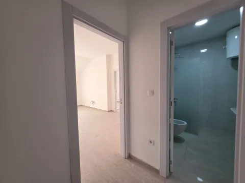 Prodaja, jednosoban stan, 50m², Bečići, Budva - image 9