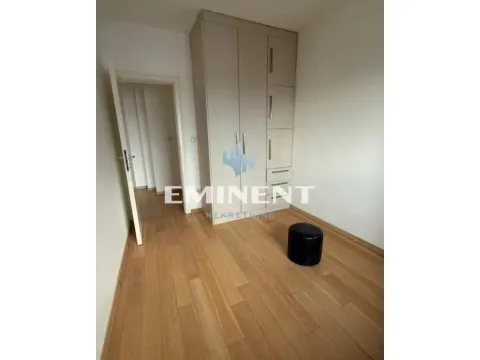 Rent, three bedroom apartment, 73m², Crveni Krst, Beograd - image 16