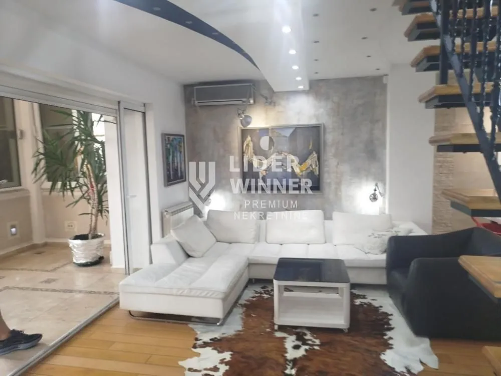Rent, four bedroom apartment, 140m², Đeram Pijaca, Beograd